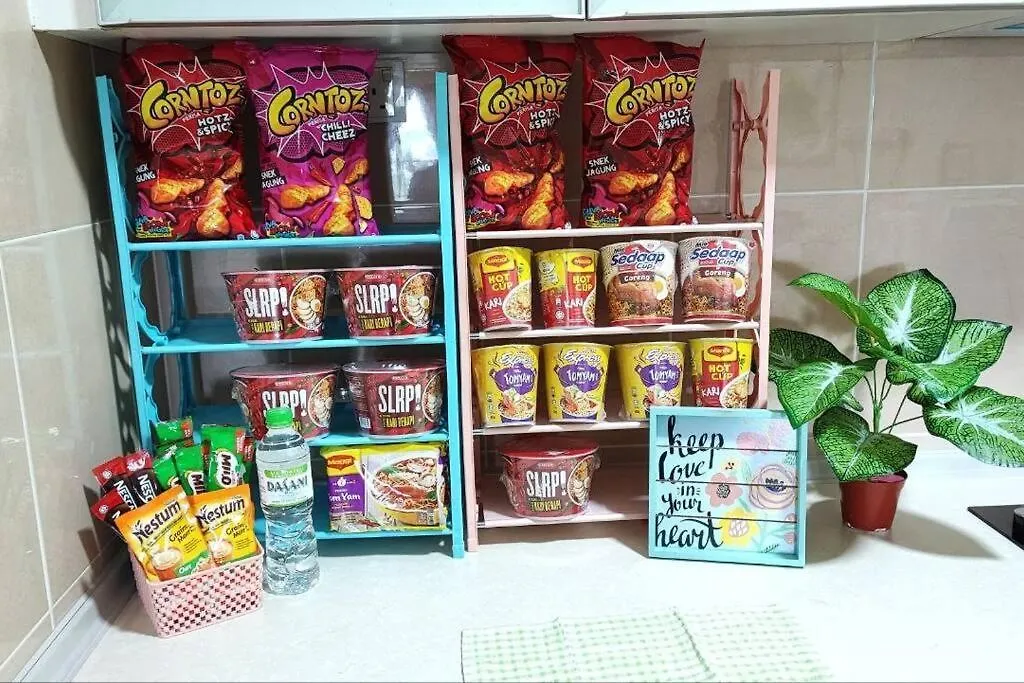 Apartment Yolo Budget Condo Kl Netflix Wifi Kuala Lumpur