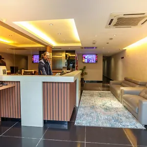 3* ホテル ユーロ ライフ @ Kl セントラル